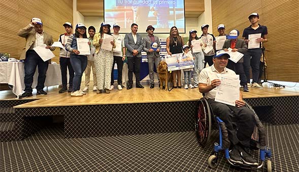 Auspicios a Deportistas en Competencias Internacionales ¡BlueCard apoyando al Deporte!